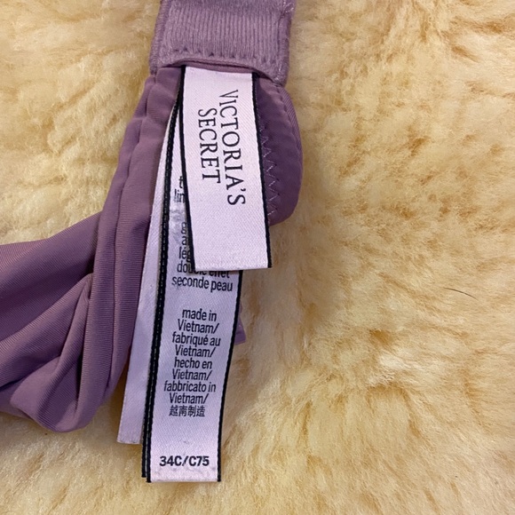 Victoria's Secret Lavender Bra Maternity - Picture 2 of 4